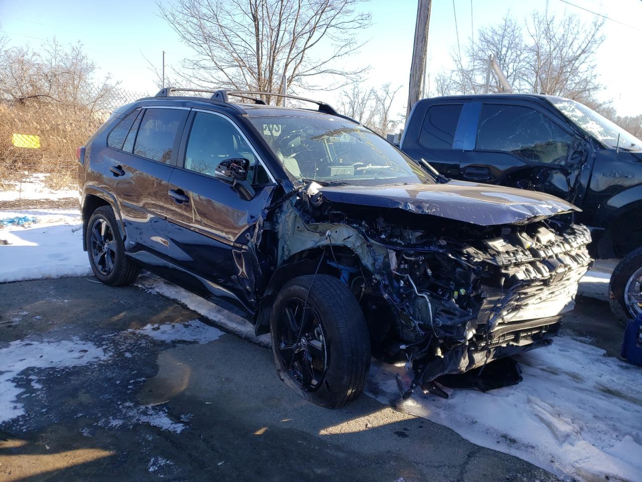 Photo 1 from auction – 2021 TOYOTA RAV4 XSE with VIN 2T3E6RFV4MW009457