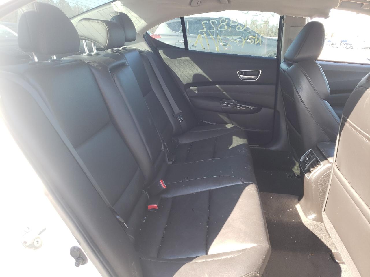 Photo 6 from auction – 2019 ACURA TLX with VIN 19UUB2F30KA006632