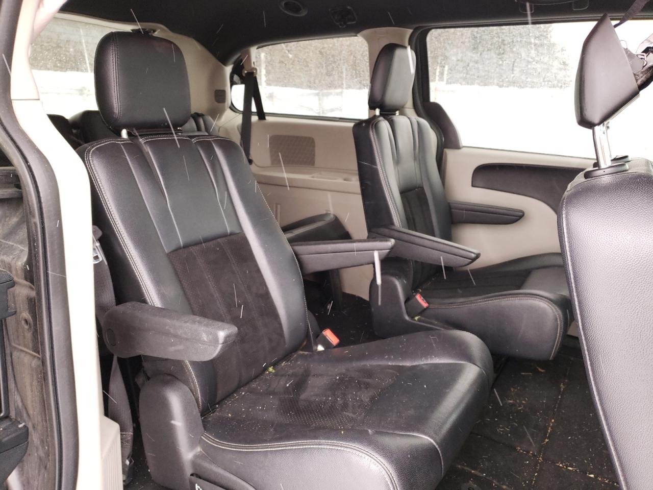 Photo 6 from auction – 2014 DODGE GRAND CARA with VIN 2C4RDGBG8ER226962