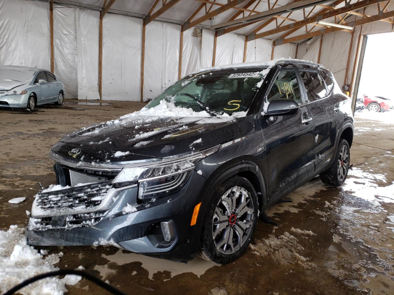 Photo 2 from auction – 2021 KIA SELTOS SX with VIN KNDETCA26M7178037