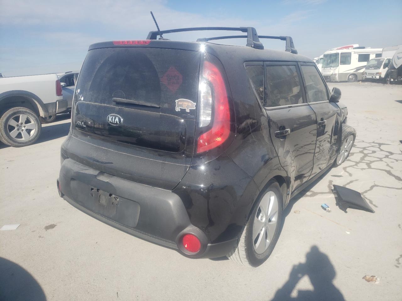 Photo 4 from auction – 2014 KIA SOUL with VIN KNDJN2A29E7717190
