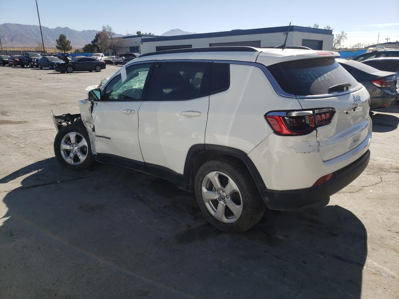 Photo 3 from auction – 2021 JEEP COMPASS LA with VIN 3C4NJCBB0MT592124