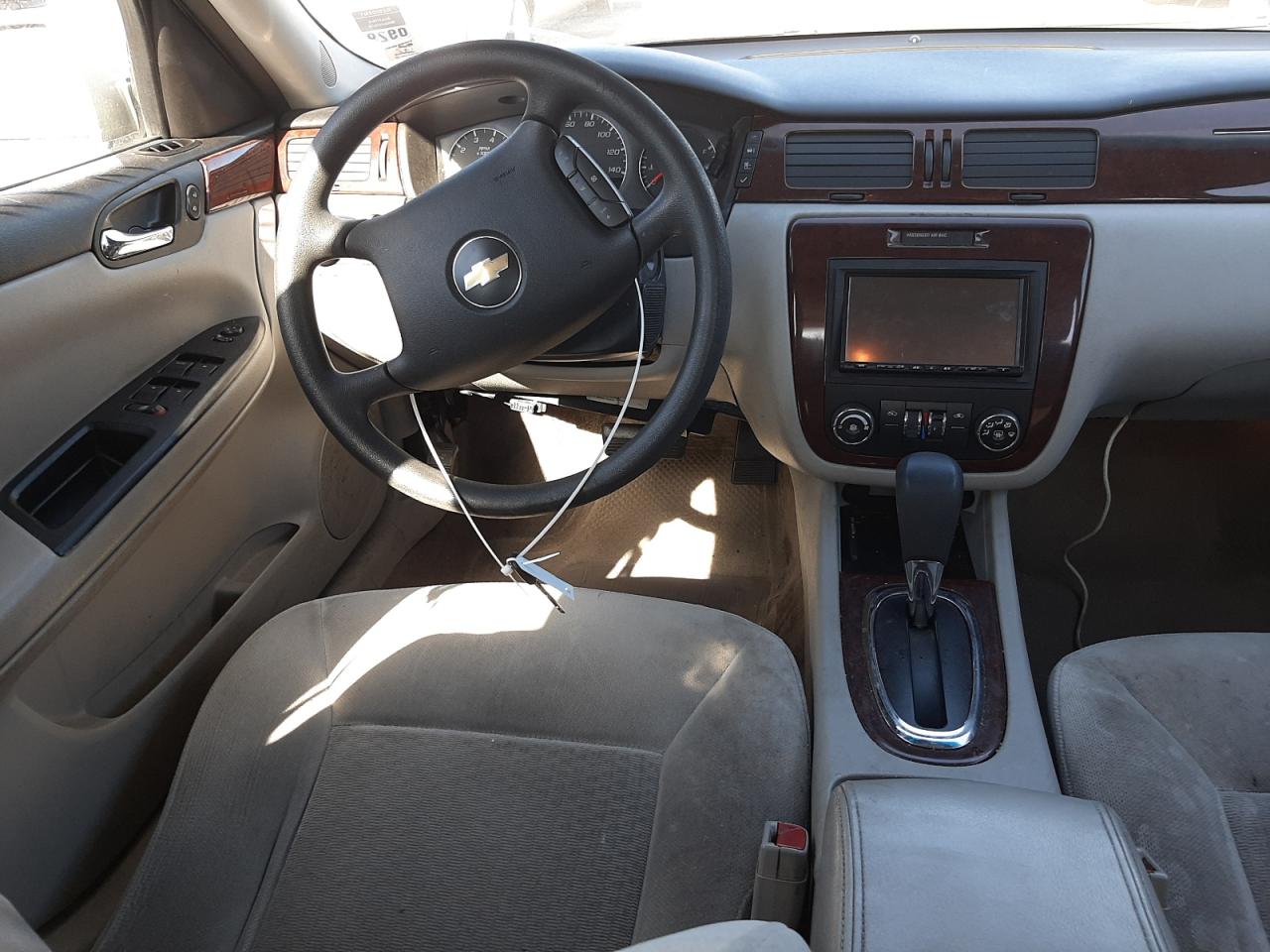 Photo 9 from auction – 2009 CHEVROLET IMPALA 1LT with VIN 2G1WT57N191180082