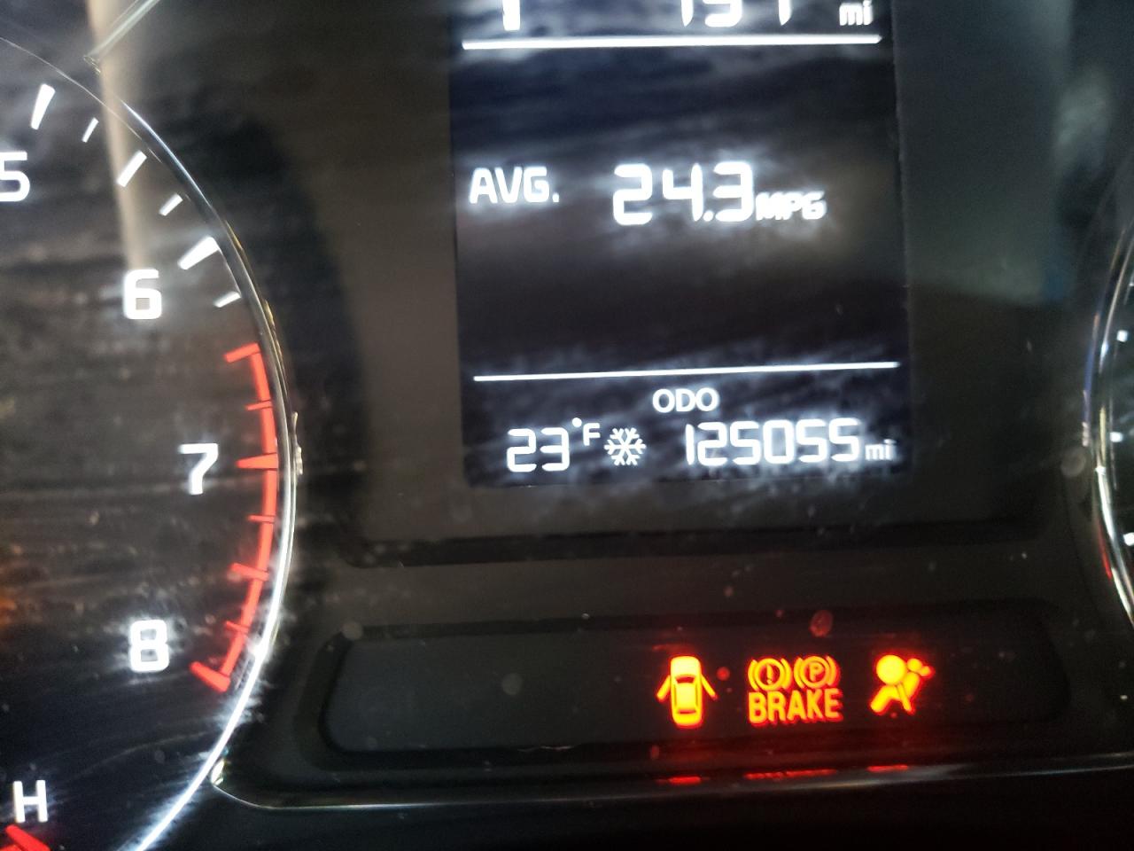Photo 8 from auction – 2017 KIA FORTE LX with VIN 3KPFK4A71HE030229