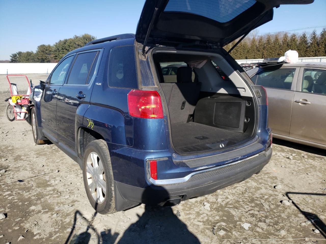 Photo 3 from auction – 2017 GMC TERRAIN SL with VIN 2GKFLTE30H6183025