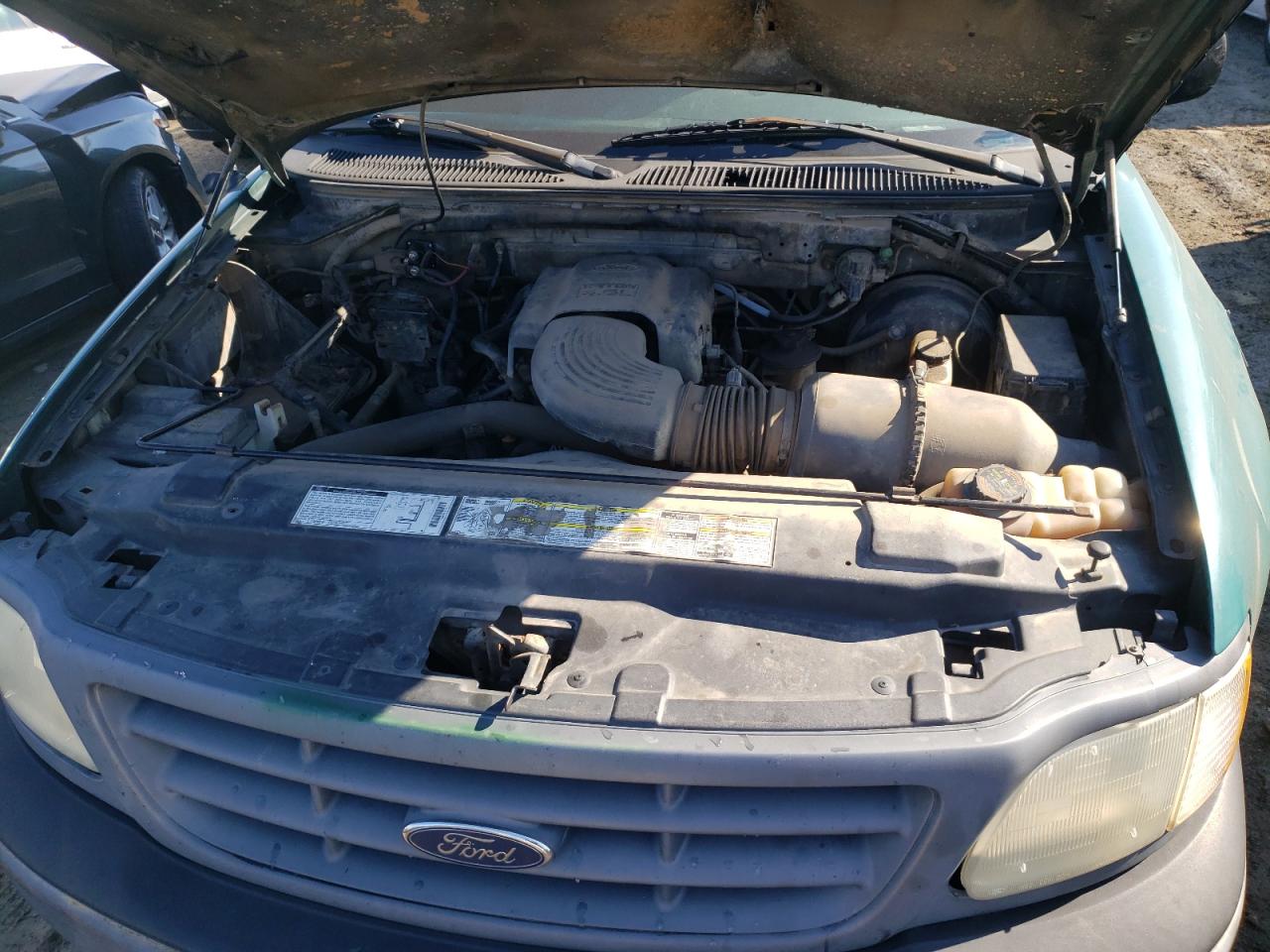 Photo 7 from auction – 2001 FORD F150 with VIN 1FTRF17W61NA45387