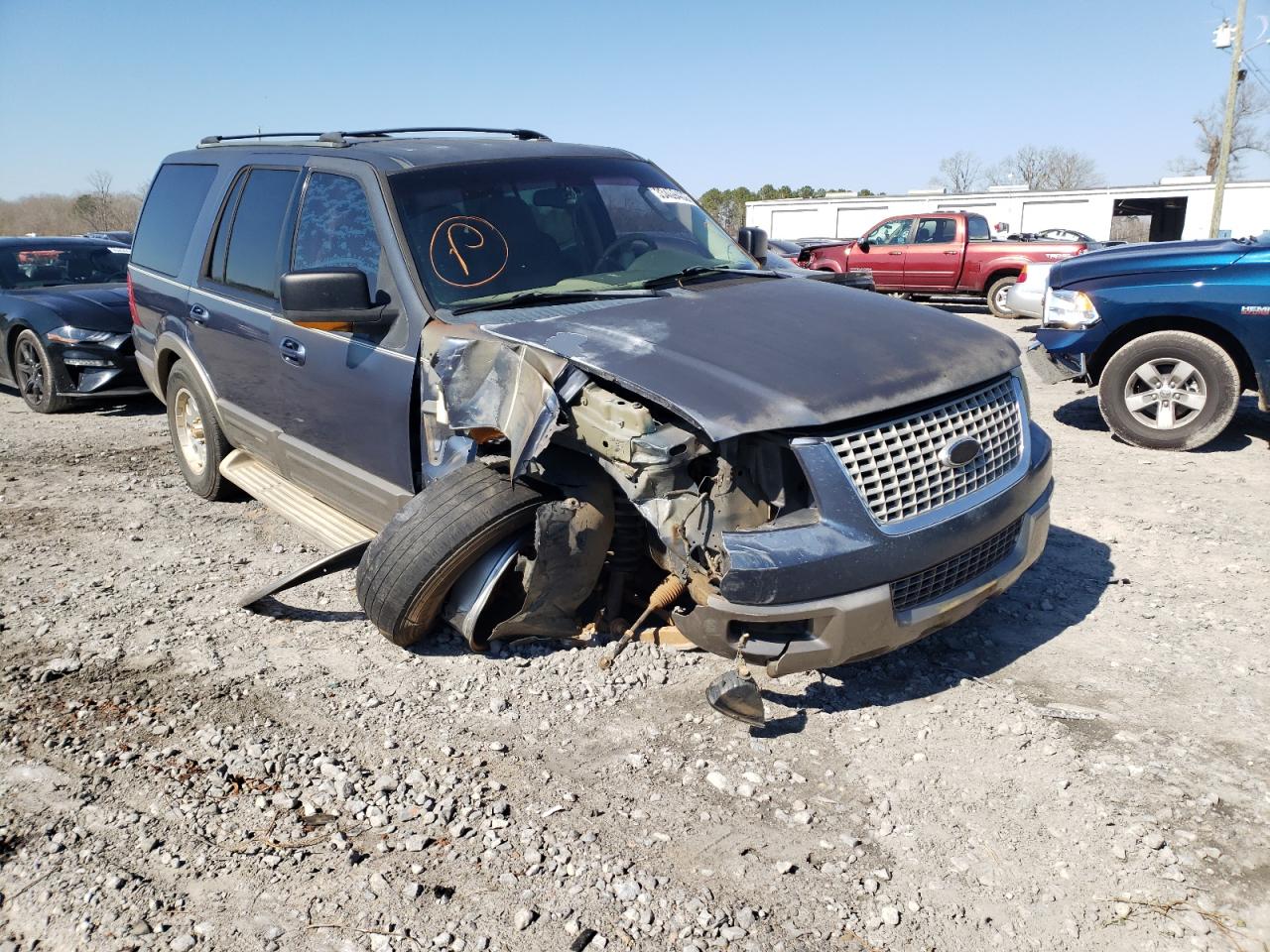 Фото 1 с аукциона – 2004 FORD EXPEDITION с VIN 1FMPU17L24LB38552