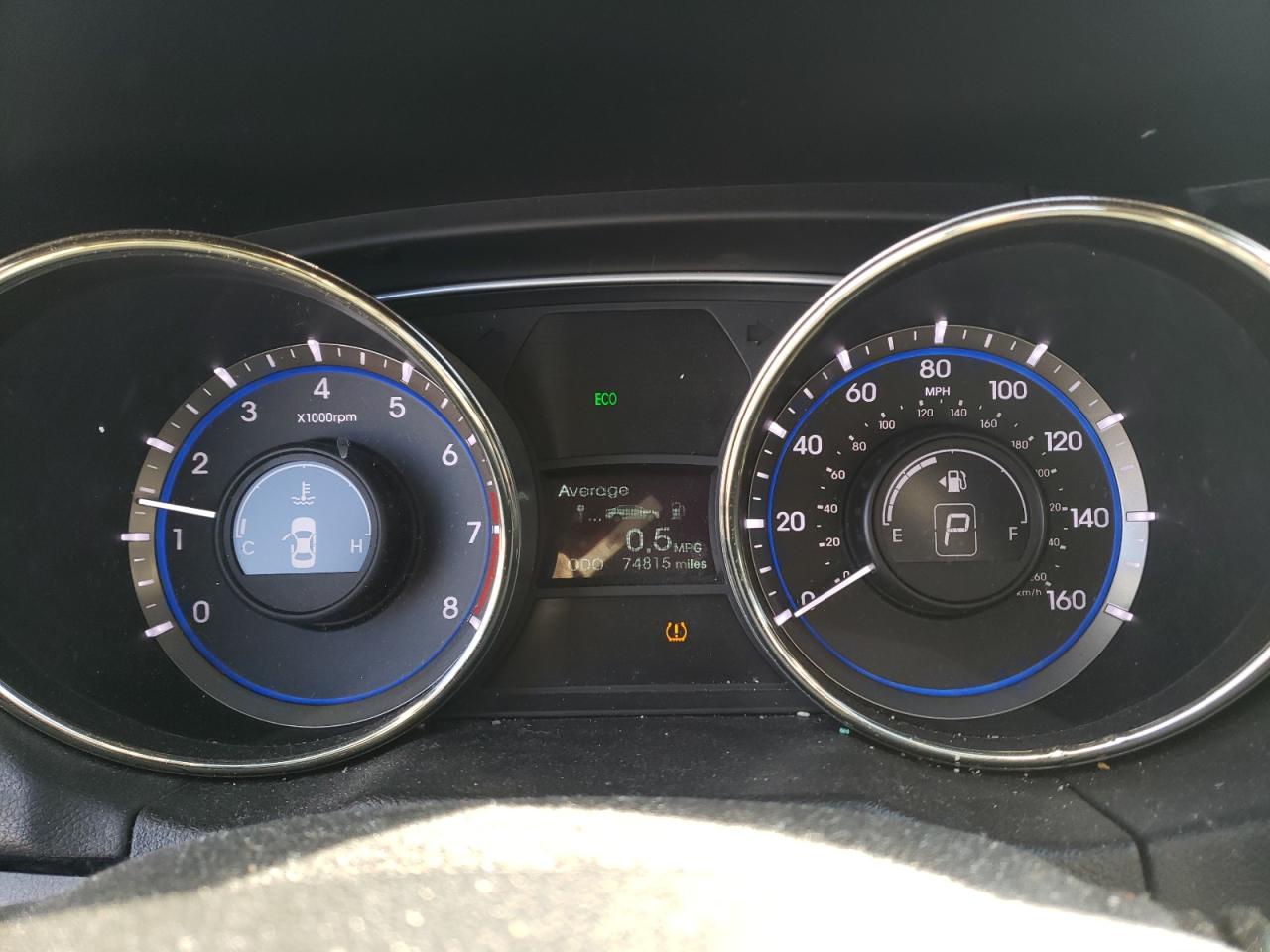 Photo 8 from auction – 2012 HYUNDAI SONATA SE with VIN 5NPEC4AB1CH499970