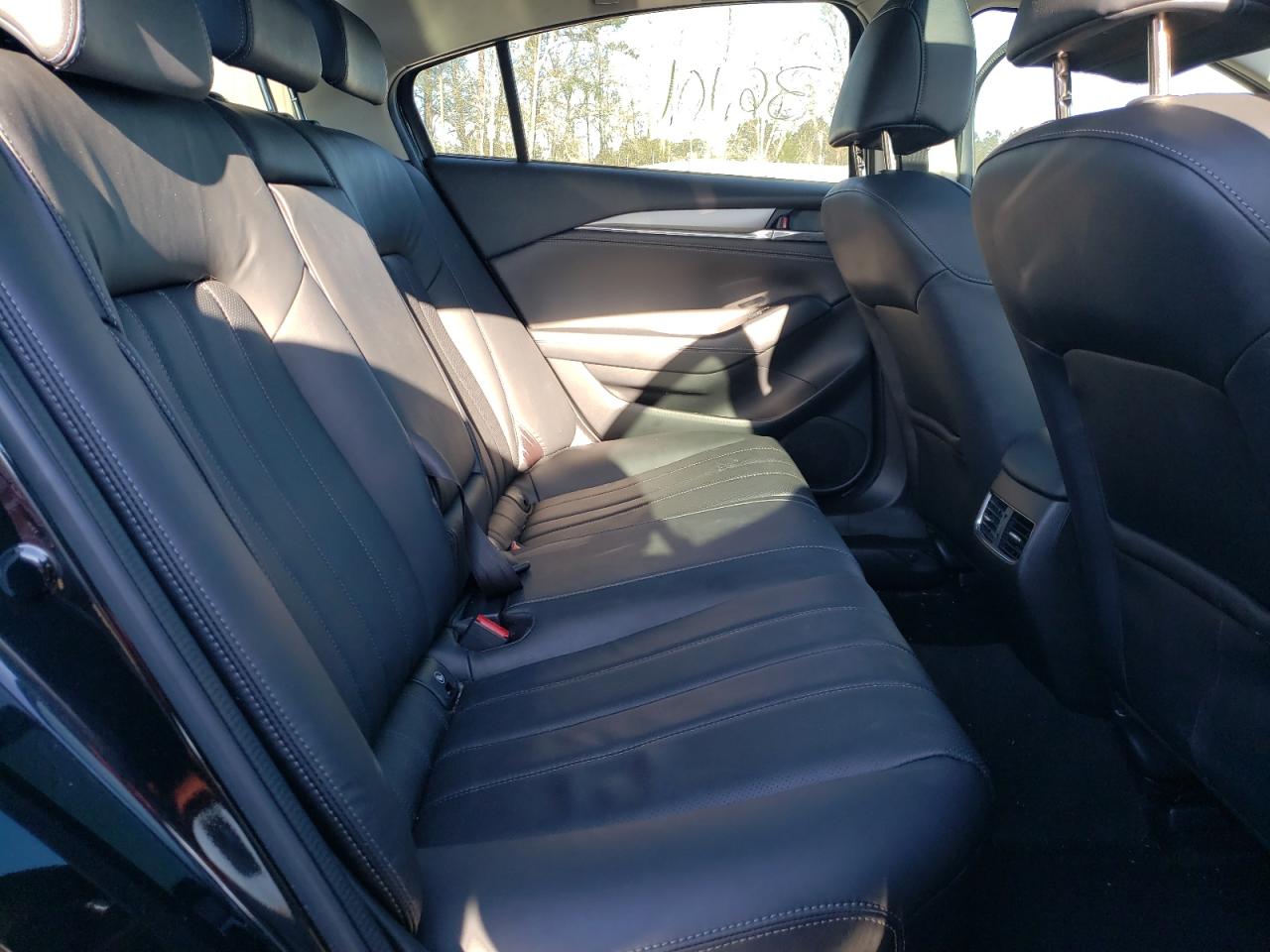 Photo 6 from auction – 2018 MAZDA 6 TOURING with VIN JM1GL1VMXJ1326908