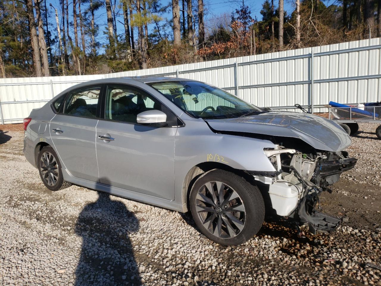 NISSAN SENTRA SR 2017 with VIN 3N1CB7AP0HY206547 - Photo from auction