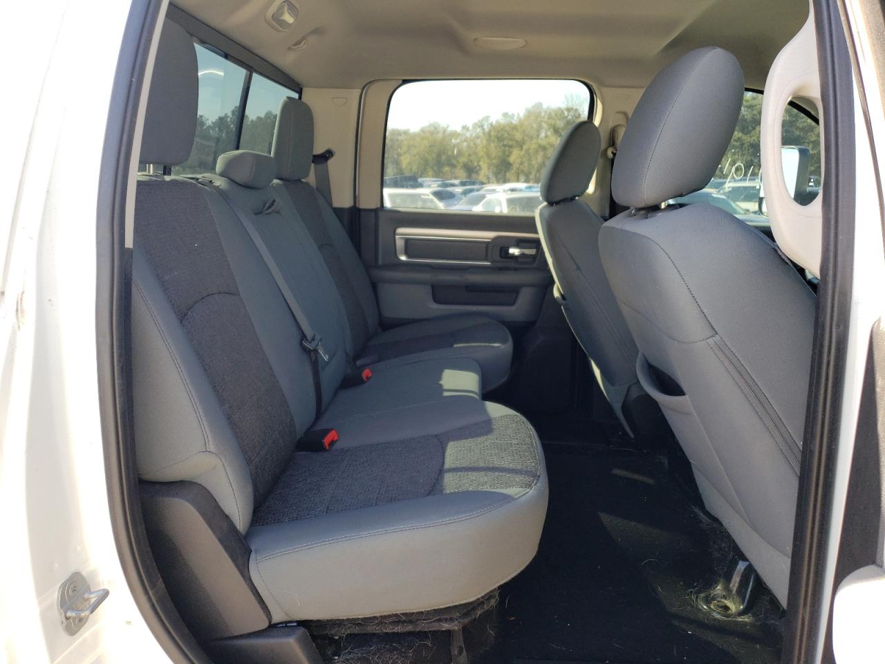 Photo 6 from auction – 2015 RAM 2500 SLT with VIN 3C6UR5DL2FG663302