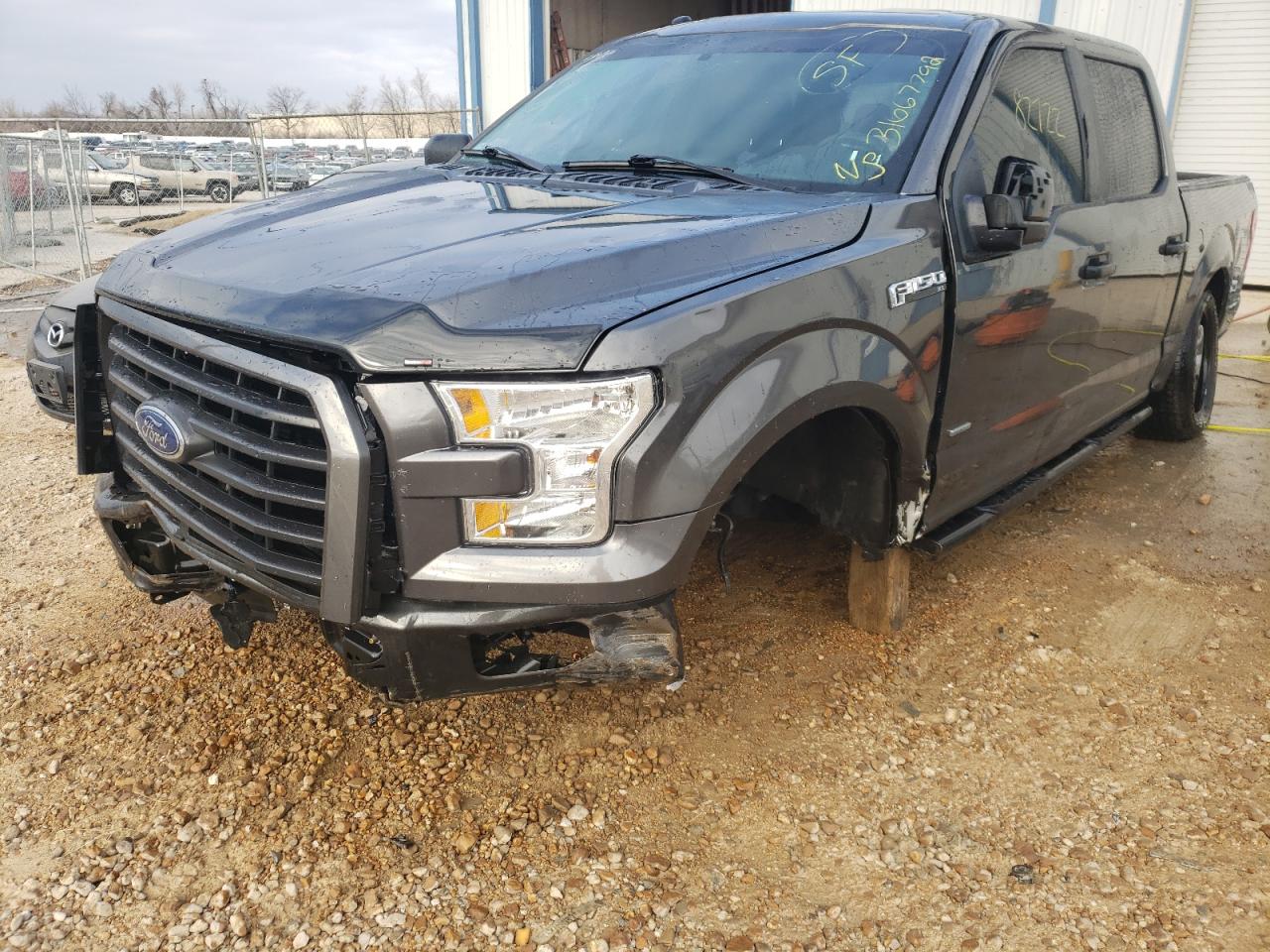 Photo 2 from auction – 2017 FORD F150 SUPER with VIN 1FTEW1EP8HKC72571