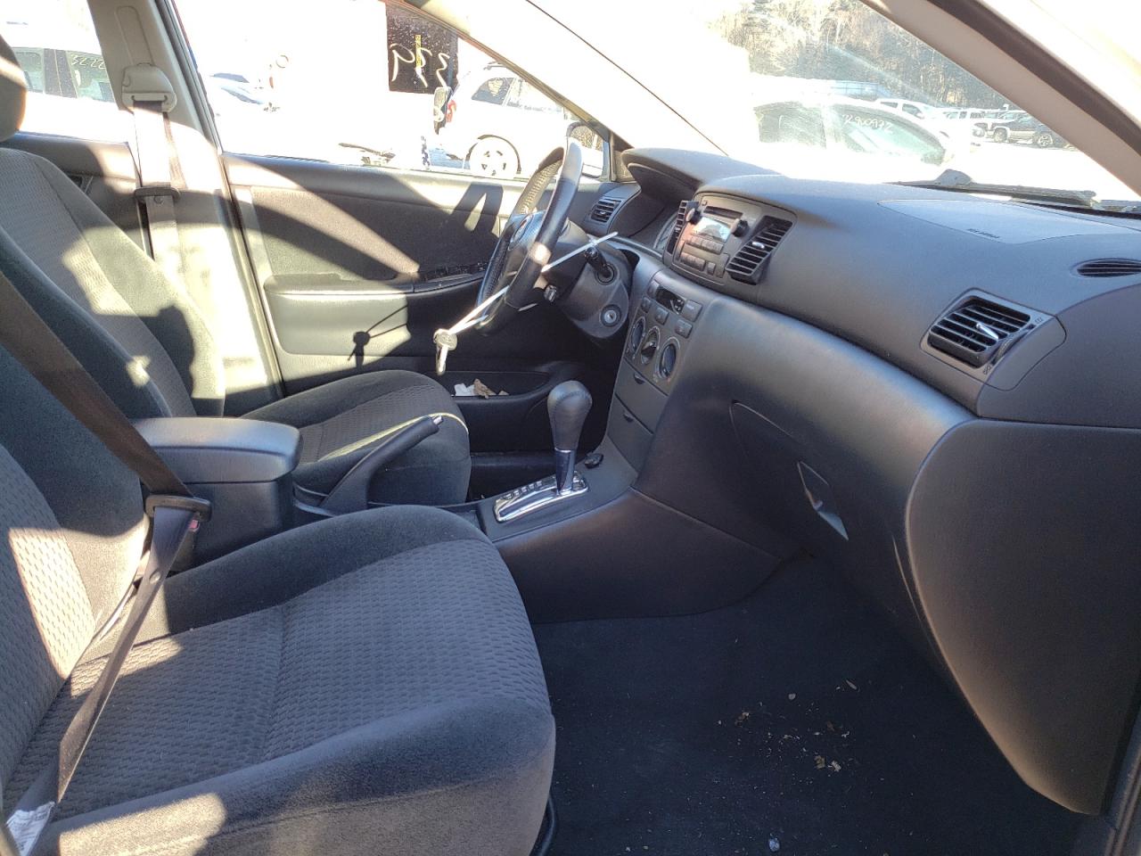 Photo 5 from auction – 2006 TOYOTA COROLLA CE with VIN 2T1BR32E66C577168
