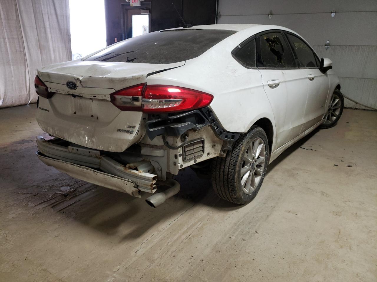Photo 4 from auction – 2017 FORD FUSION SE with VIN 3FA6P0LU8HR301394