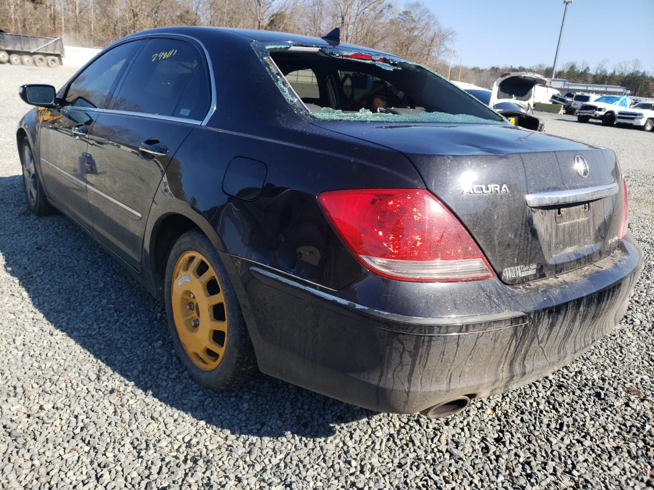 Photo 3 from auction – 2005 ACURA RL with VIN JH4KB16595C004063