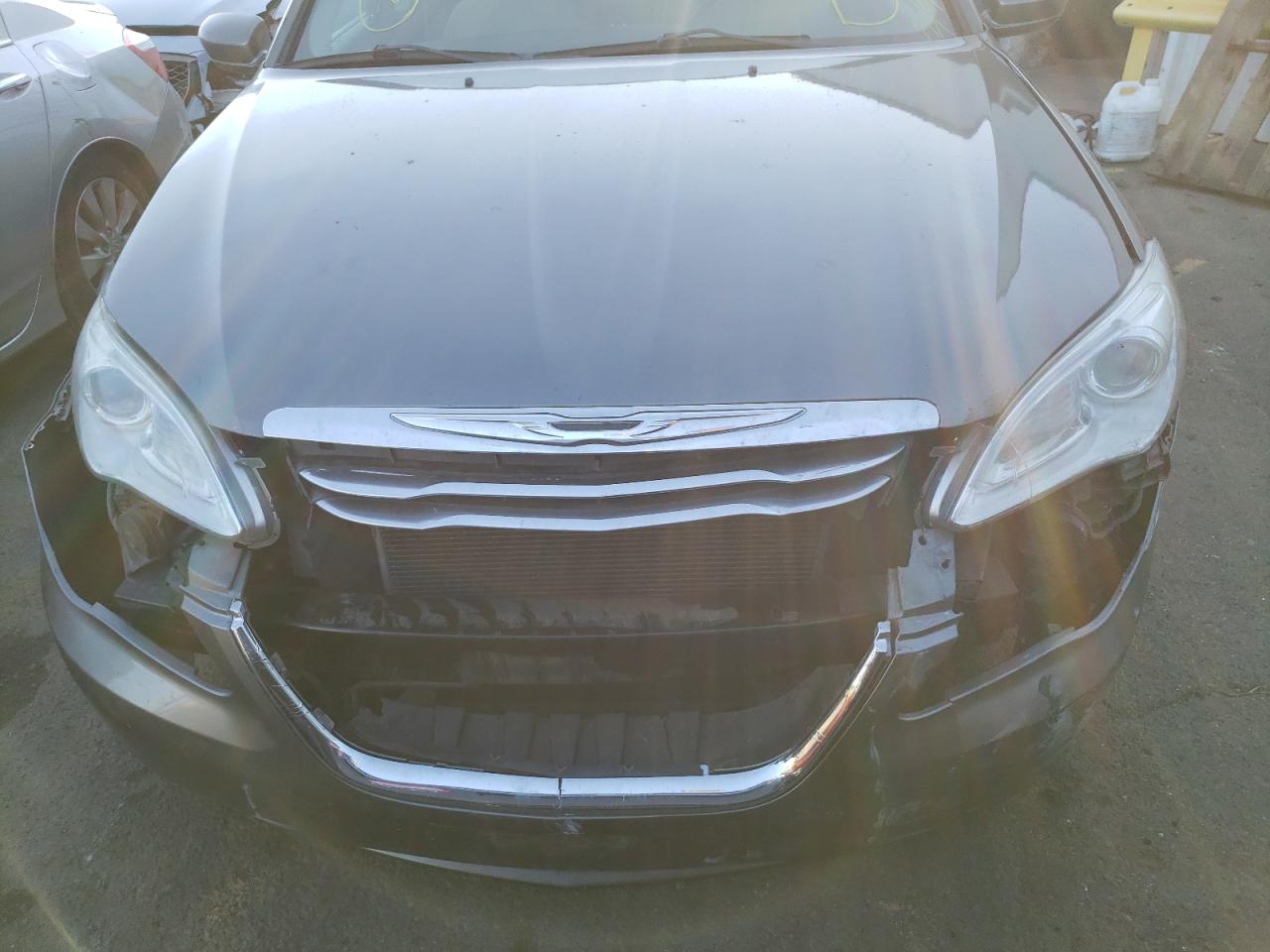 Photo 9 from auction – 2012 CHRYSLER 200 TOURIN with VIN 1C3CCBBB5CN199802