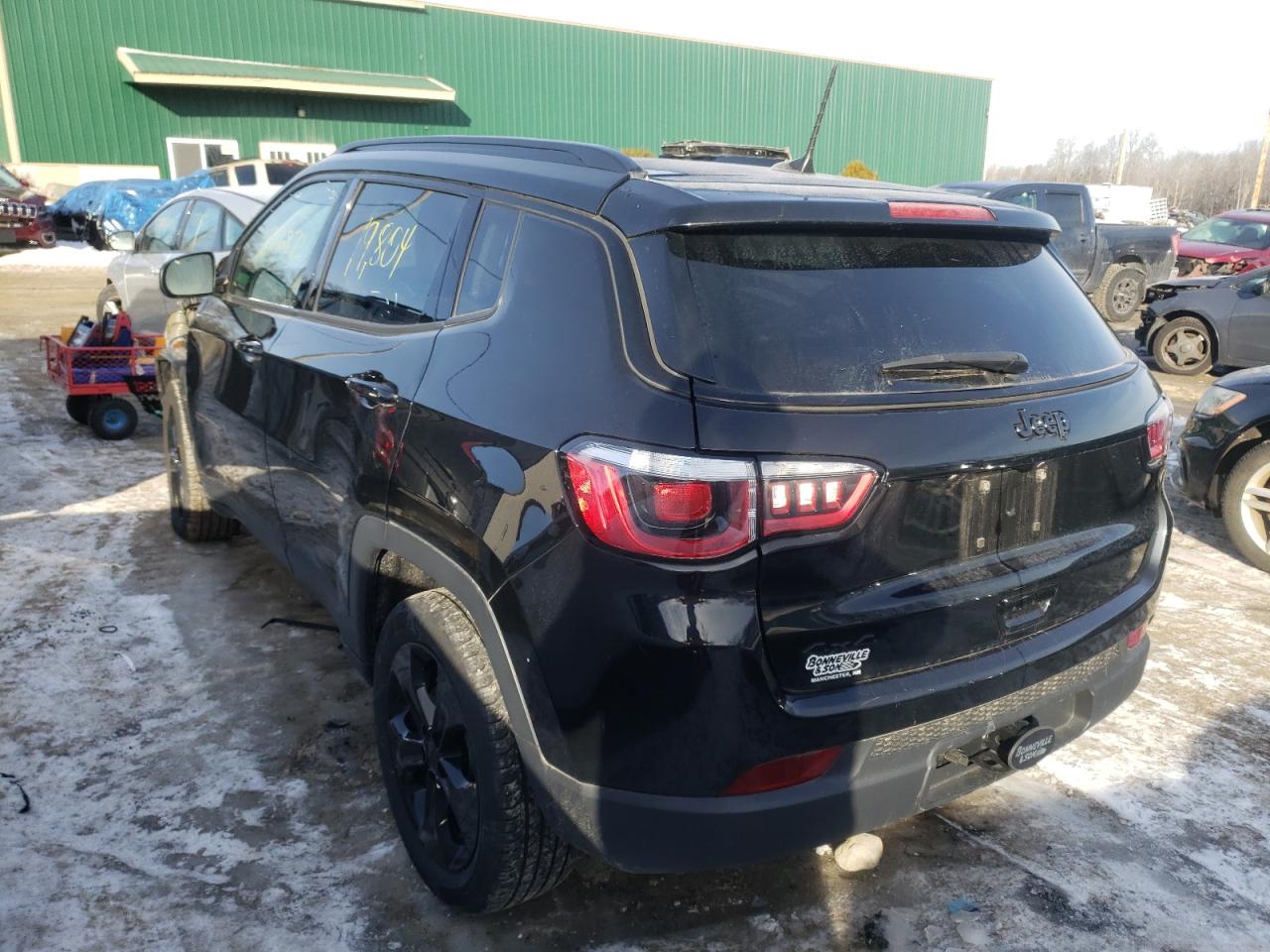 Photo 3 from auction – 2019 JEEP COMPASS LA with VIN 3C4NJDBB6KT697088