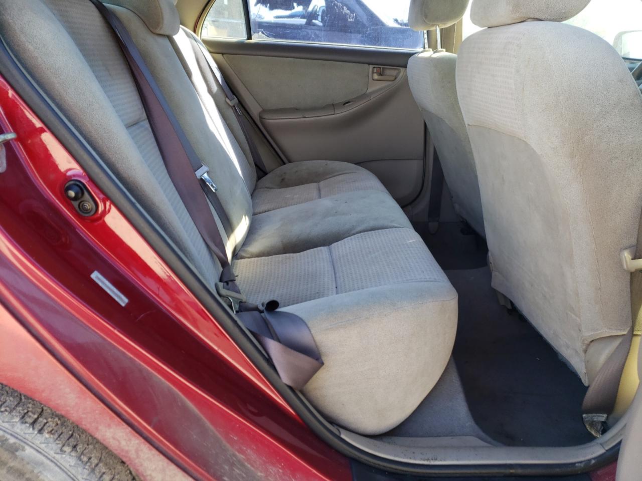 Photo 6 from auction – 2005 TOYOTA COROLLA CE with VIN 1NXBR32E85Z430024