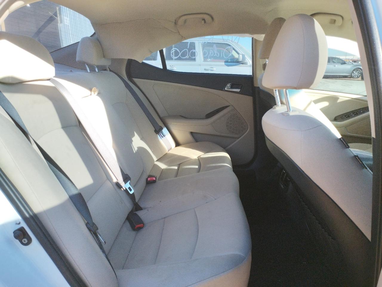 Photo 6 from auction – 2016 KIA OPTIMA HYB with VIN KNAGM4ADXG5093602