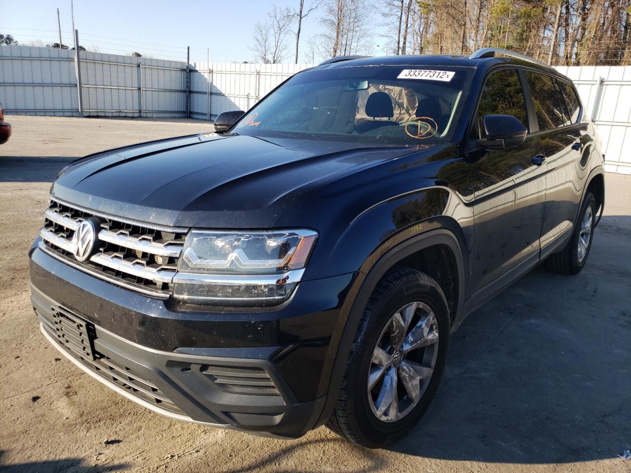 Photo 2 from auction – 2018 VOLKSWAGEN ATLAS with VIN 1V2HR2CA1JC501048