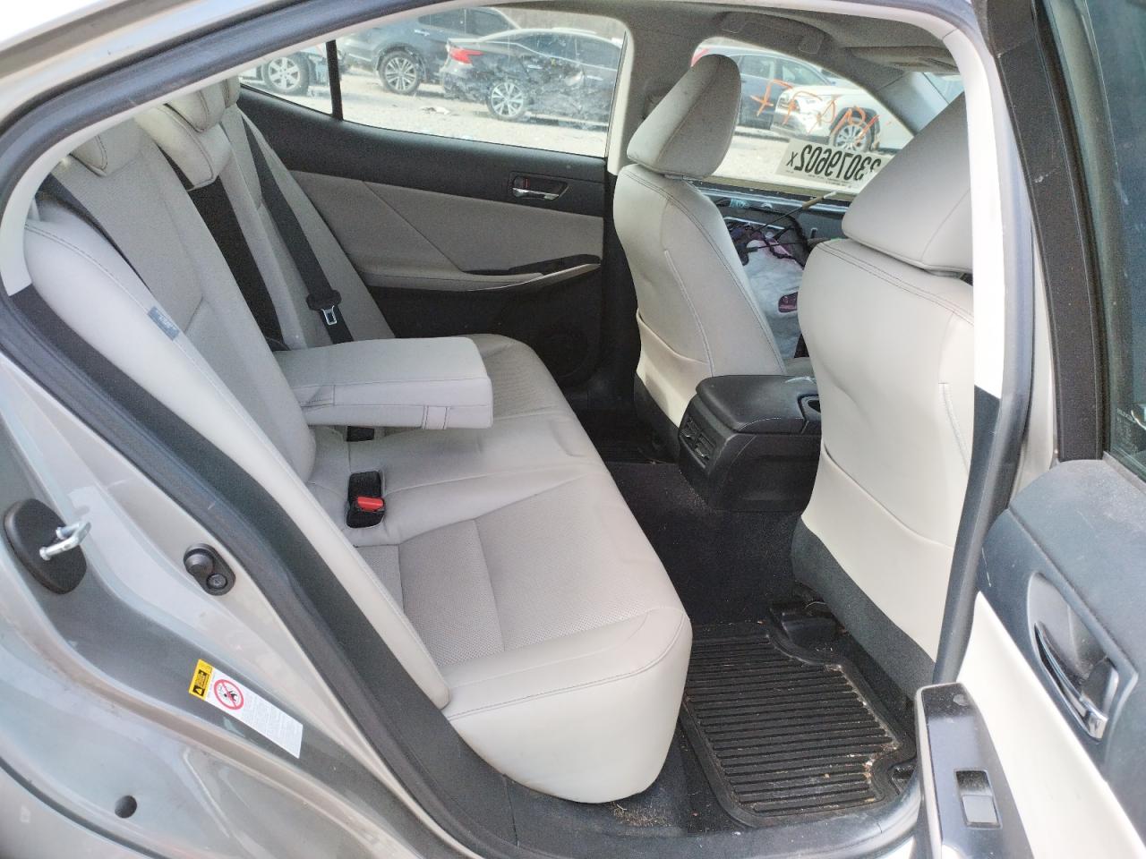 Photo 6 from auction – 2014 LEXUS IS 250 with VIN JTHBF1D22E5022647