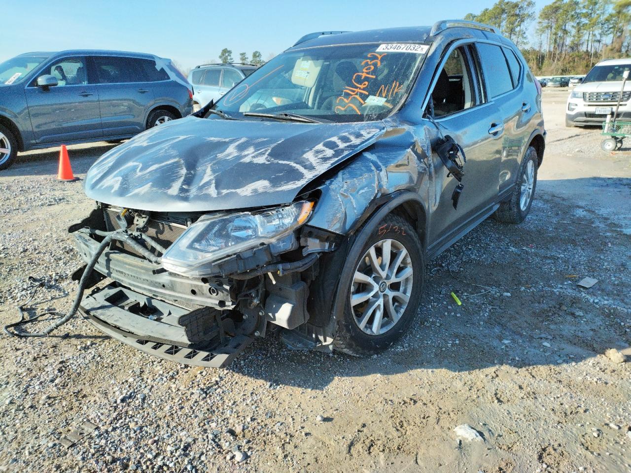 Photo 2 from auction – 2017 NISSAN ROGUE S with VIN KNMAT2MTXHP502691