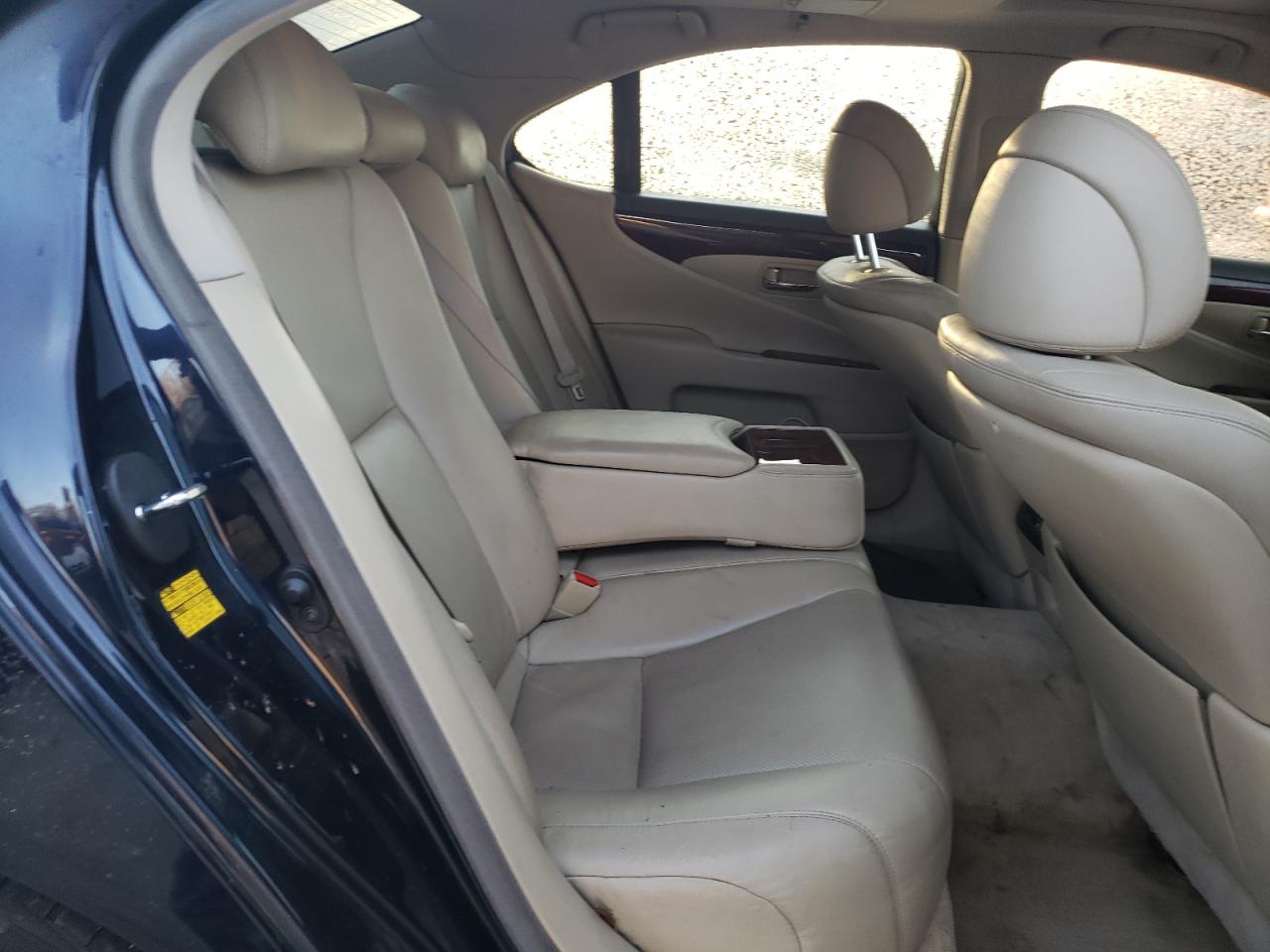 Photo 6 from auction – 2008 LEXUS LS 460 with VIN JTHBL46F285060037