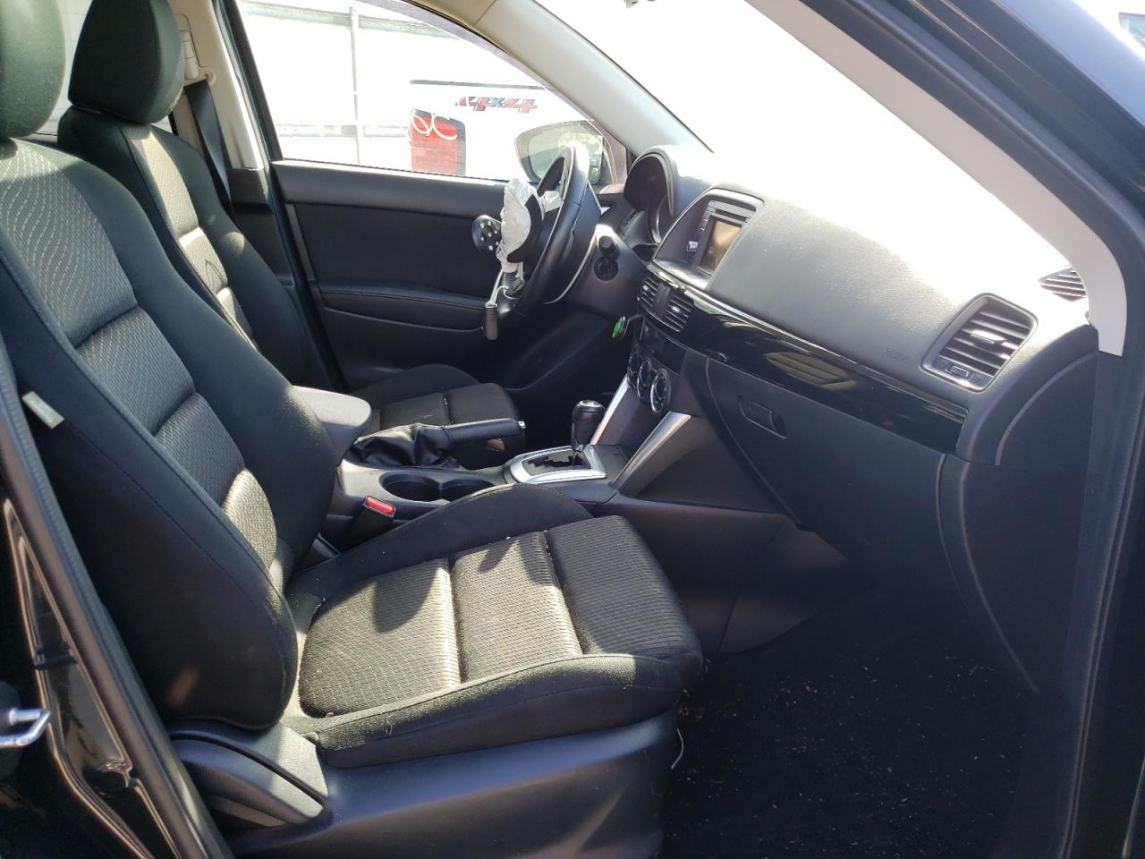 Photo 5 from auction – 2014 MAZDA CX-5 TOURI with VIN JM3KE4CY3E0366696