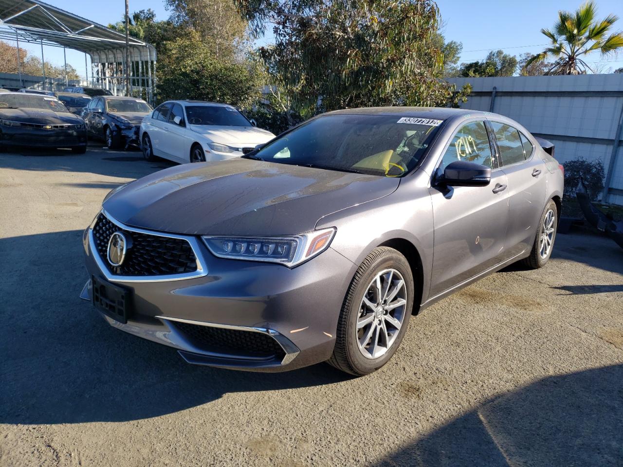 Photo 2 from auction – 2020 ACURA TLX with VIN 19UUB1F33LA004692
