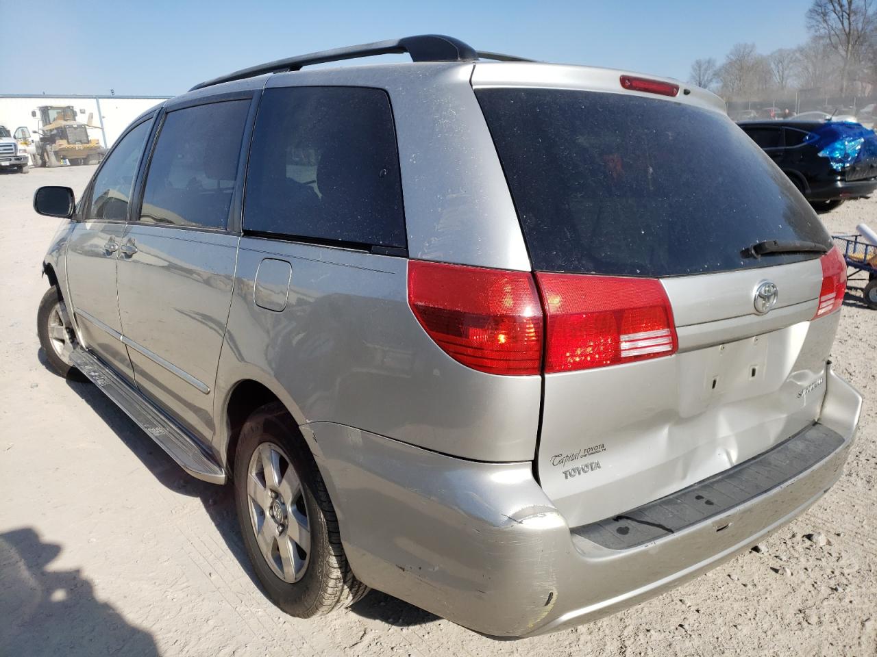Photo 3 from auction – 2004 TOYOTA SIENNA CE with VIN 5TDZA23CX4S054138