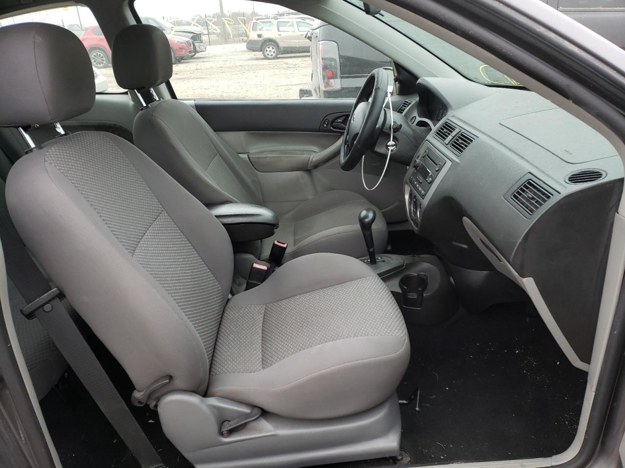 Photo 5 from auction – 2007 FORD FOCUS ZX3 with VIN 1FAFP31N77W187395