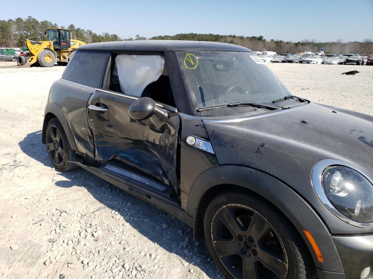 Photo 9 from auction – 2013 MINI COOPER S with VIN WMWSV3C59DT393856