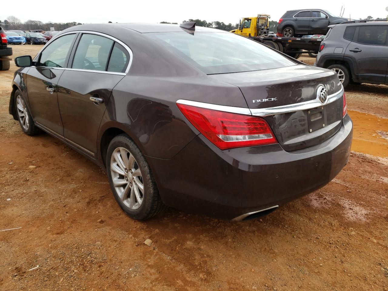 Photo 3 from auction – 2016 BUICK LACROSSE with VIN 1G4GB5G32GF240451