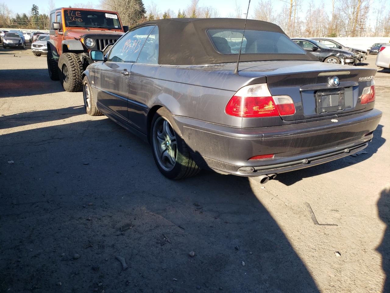 Photo 3 from auction – 2002 BMW 330 CI with VIN WBABS53402EV89438