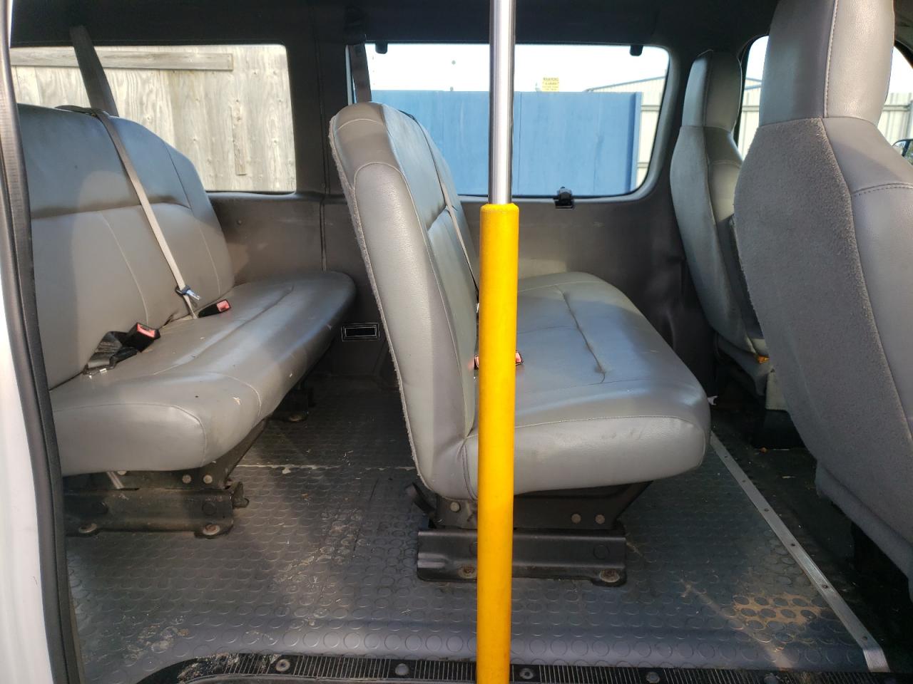 Photo 6 from auction – 2010 FORD ECONOLINE with VIN 1FTNS2EW9ADA34148