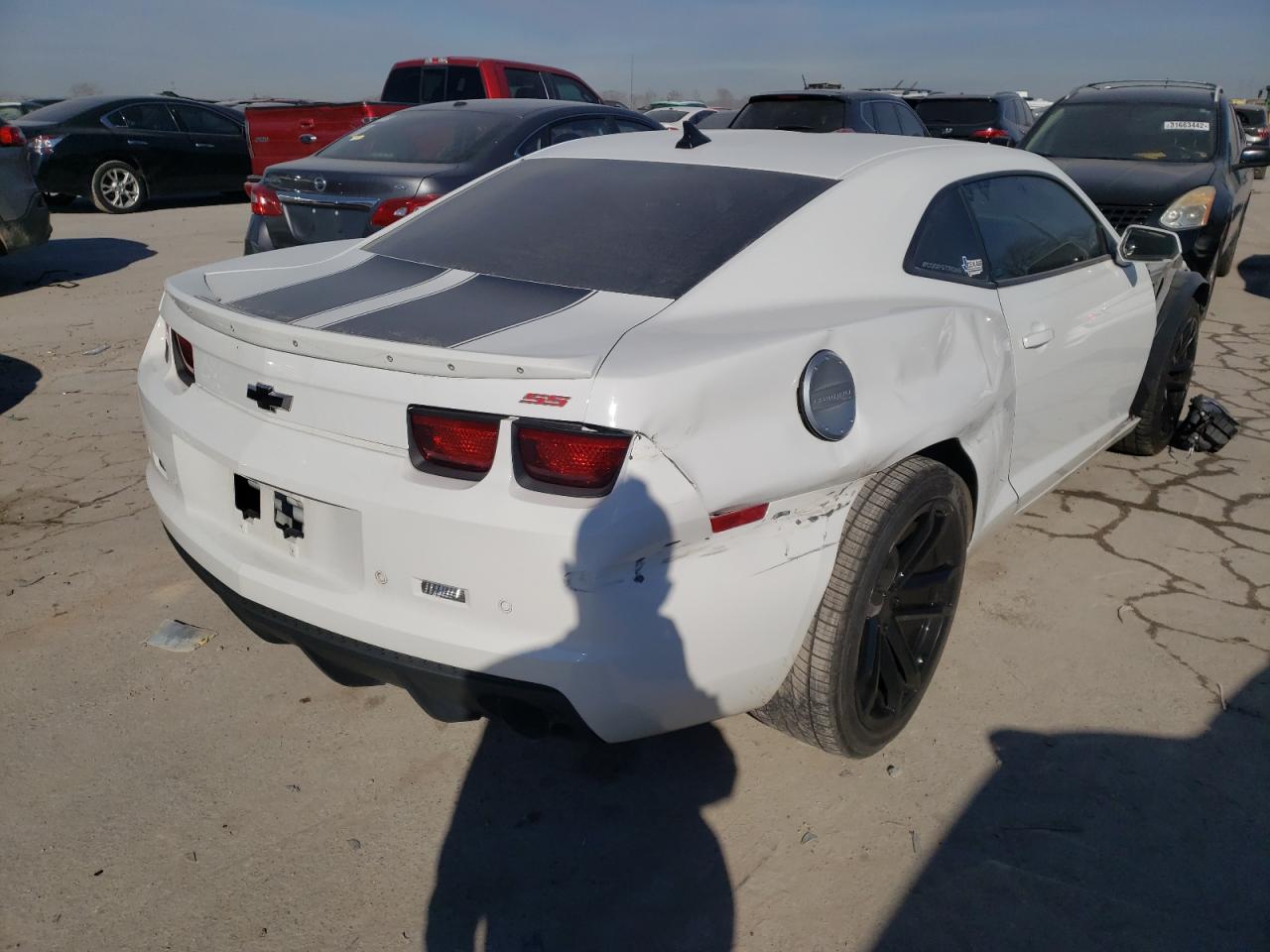 Photo 4 from auction – 2010 CHEVROLET CAMARO SS with VIN 2G1FT1EW2A9183891