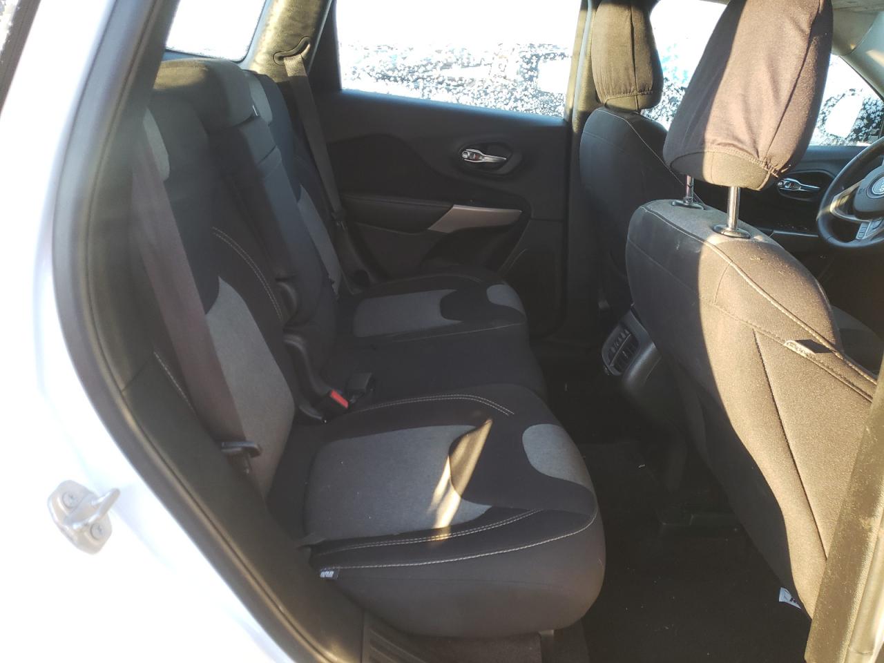 Photo 6 from auction – 2017 JEEP CHEROKEE S with VIN 1C4PJLAB9HW603468
