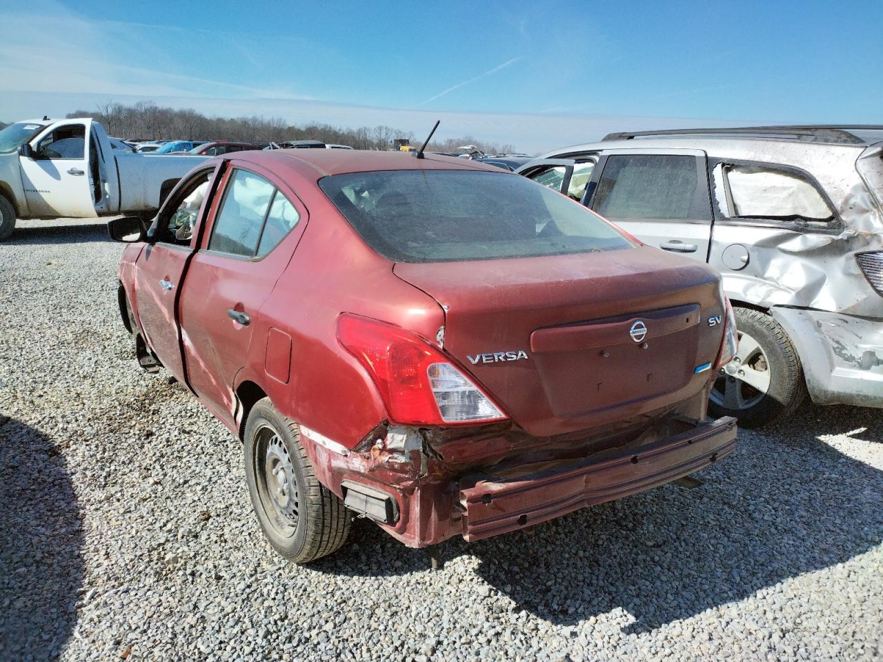 Photo 3 from auction – 2017 NISSAN VERSA S with VIN 3N1CN7AP0HL907495