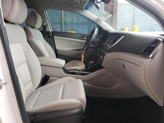 Photo 5 from auction – 2016 HYUNDAI TUCSON LIM with VIN KM8J33A48GU098434