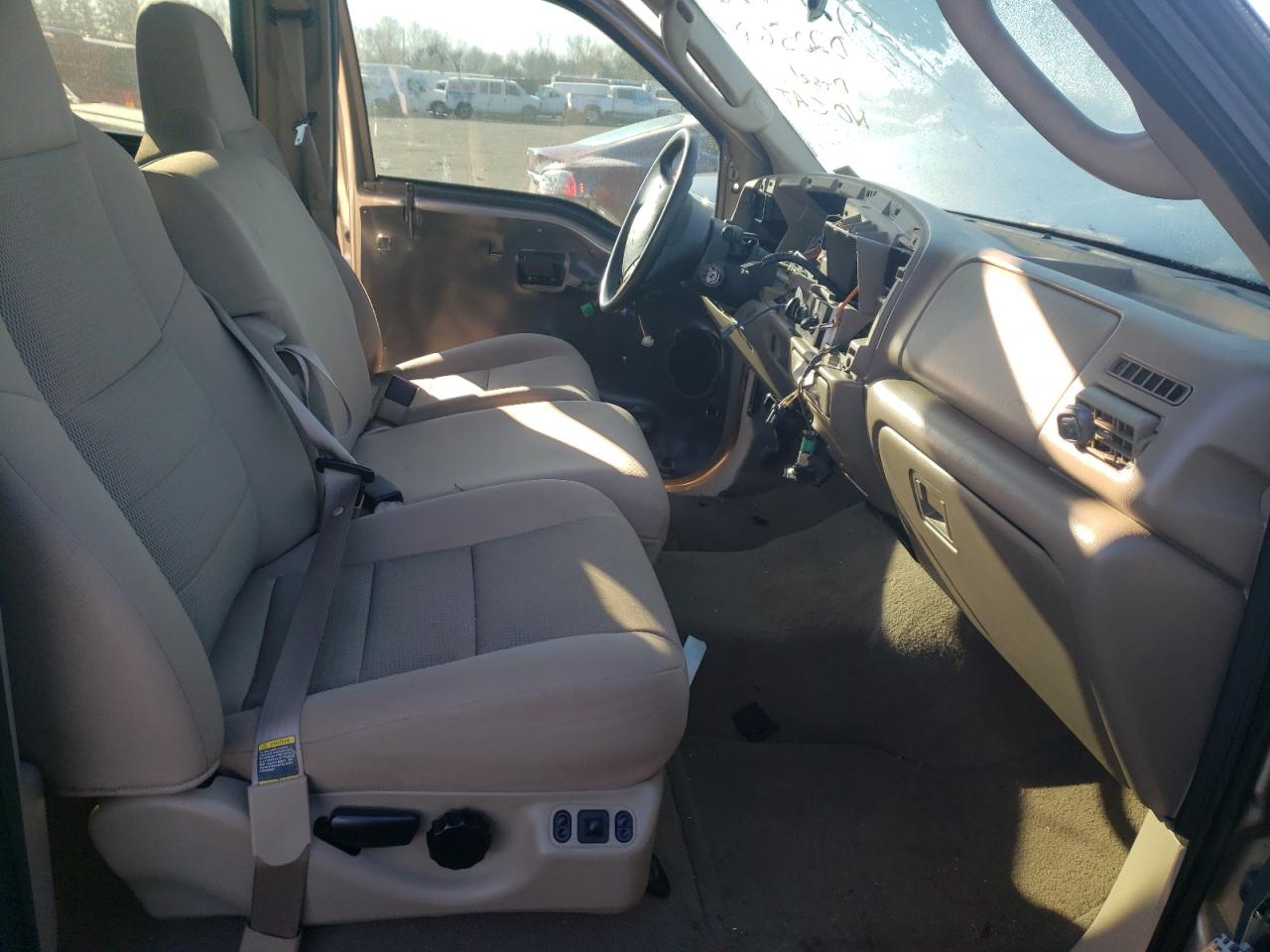 Photo 5 from auction – 2004 FORD F350 SUPER with VIN 1FTWW32P24ED20563
