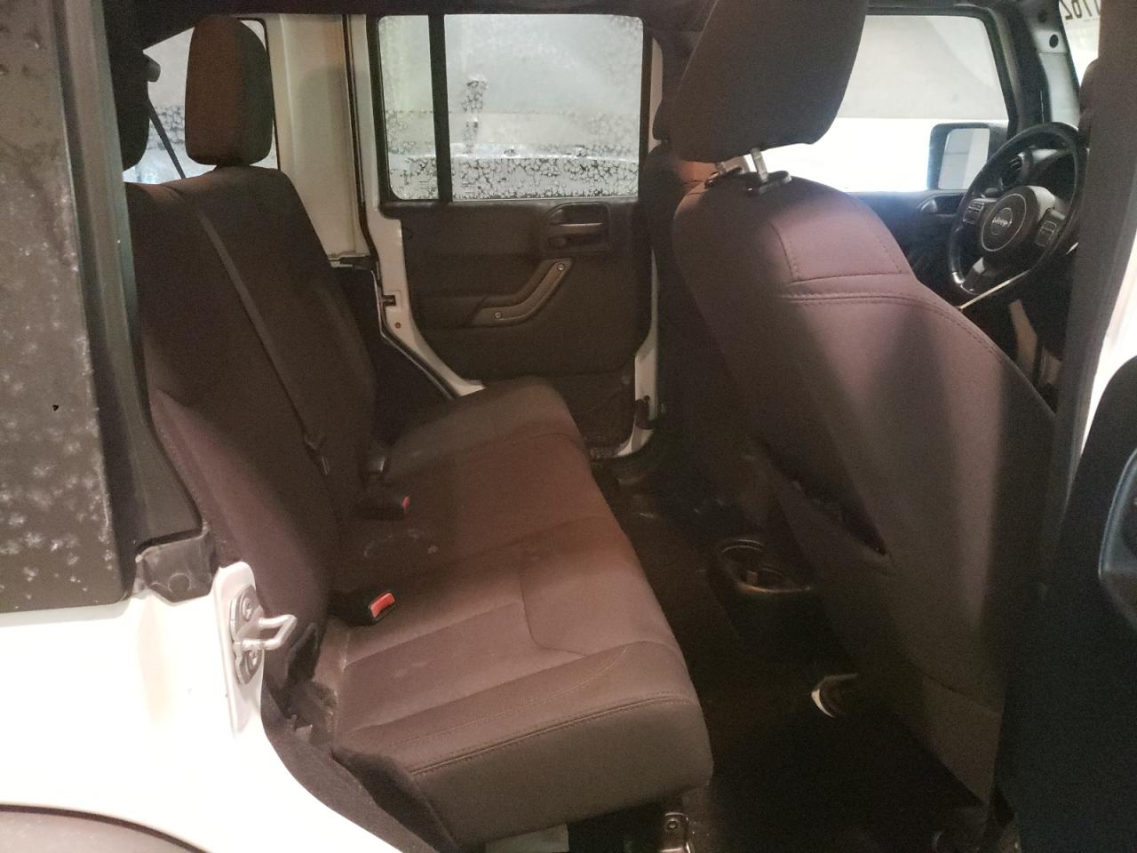 Photo 6 from auction – 2014 JEEP WRANGLER U with VIN 1C4BJWDG5EL319514