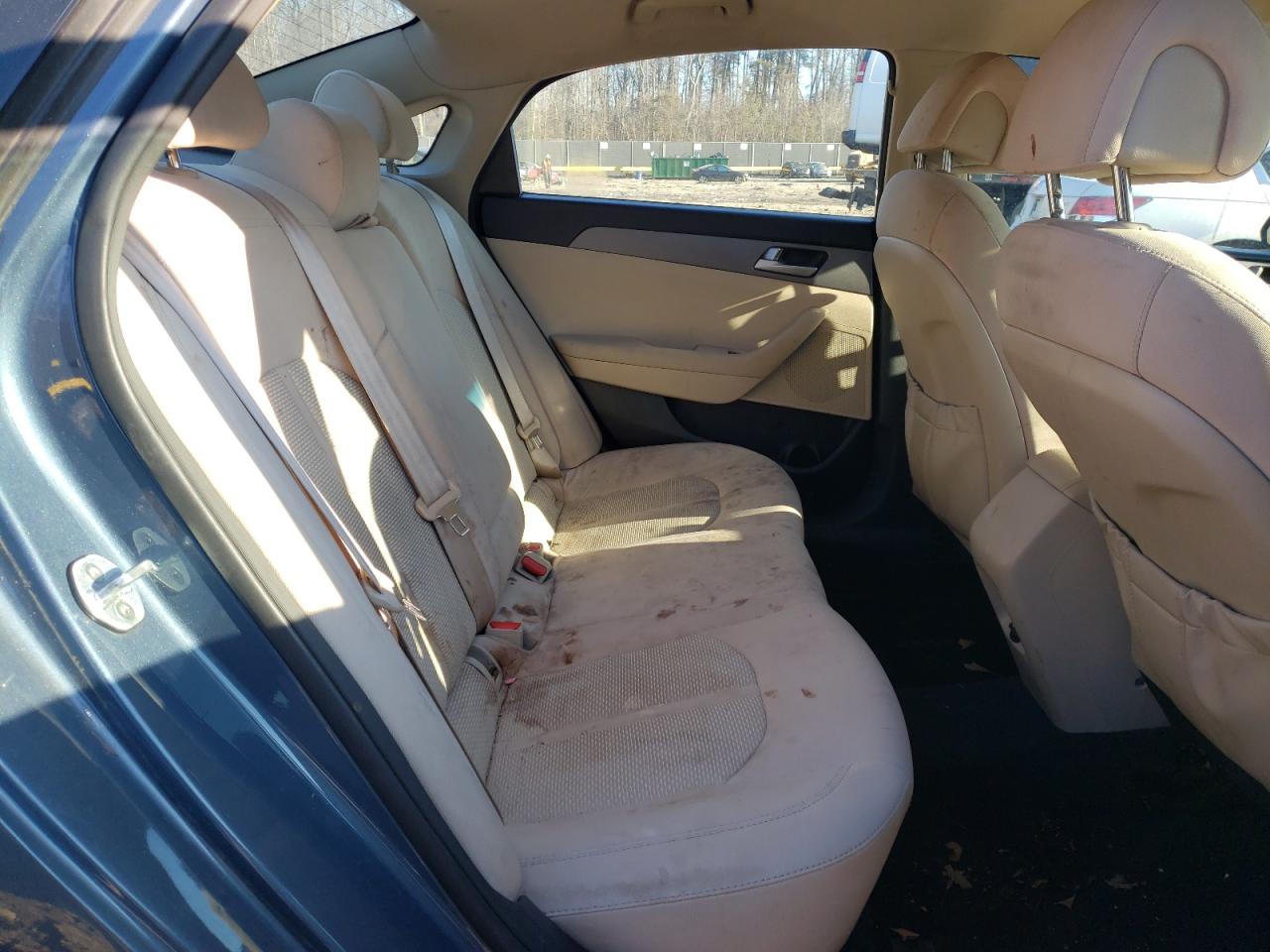 Photo 6 from auction – 2015 HYUNDAI SONATA SE with VIN 5NPE24AF2FH145613