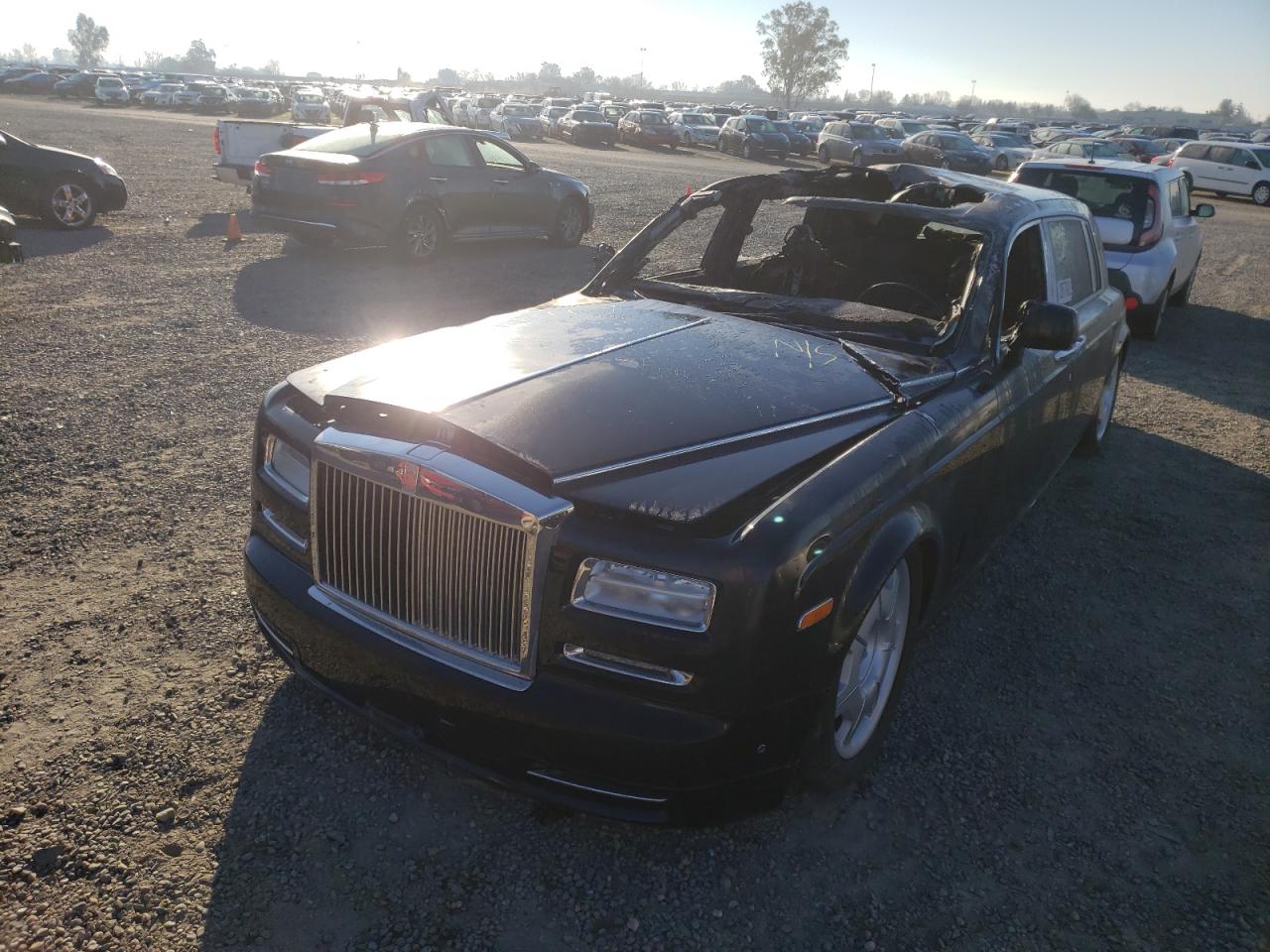 Photo 2 from auction – 2014 ROLLS-ROYCE PHANTOM with VIN SCA681L58EUX72057