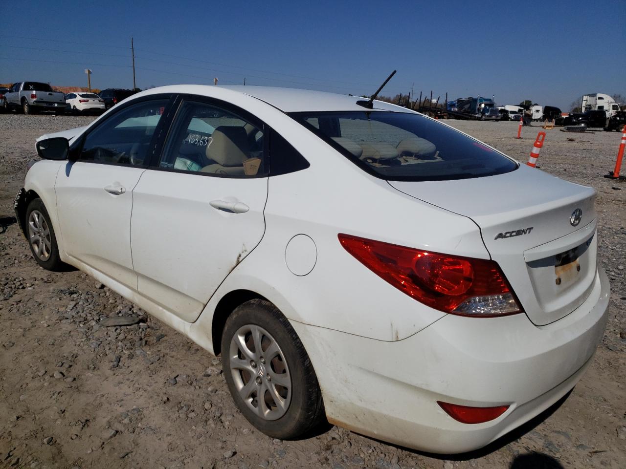 Photo 3 from auction – 2014 HYUNDAI ACCENT GLS with VIN KMHCT4AE1EU636413