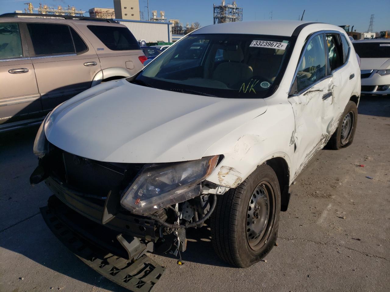 Photo 2 from auction – 2016 NISSAN ROGUE S with VIN KNMAT2MT8GP663734