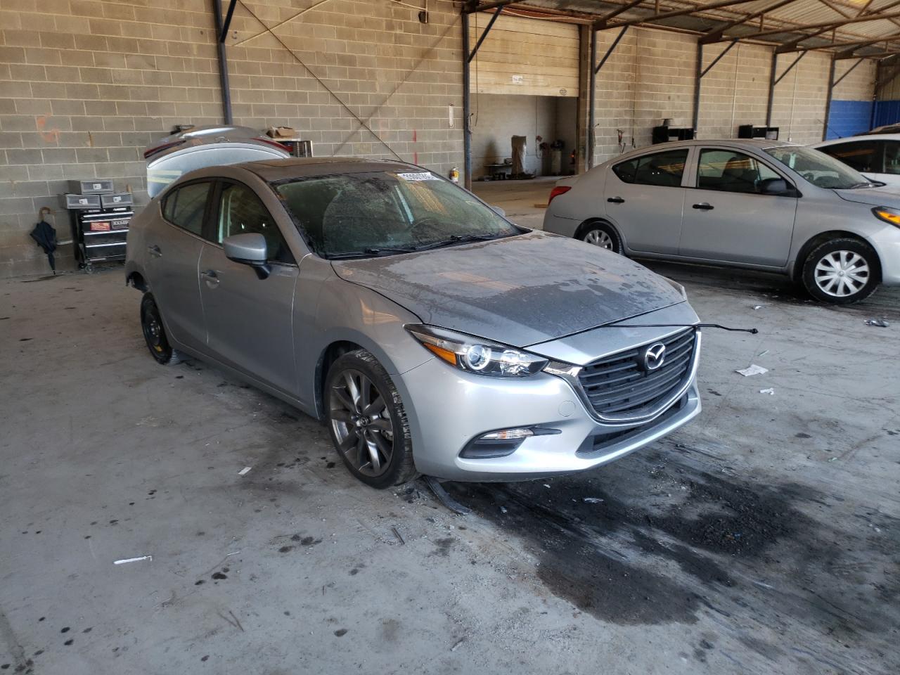 Photo 1 from auction – 2018 MAZDA 3 TOURING with VIN 3MZBN1V38JM248771
