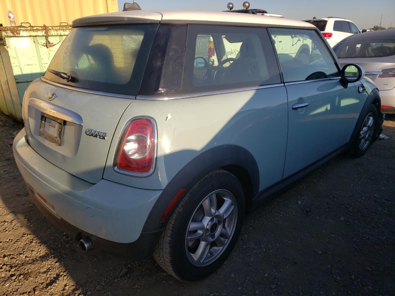 Photo 4 from auction – 2013 MINI COOPER with VIN WMWSU3C5XDT685356