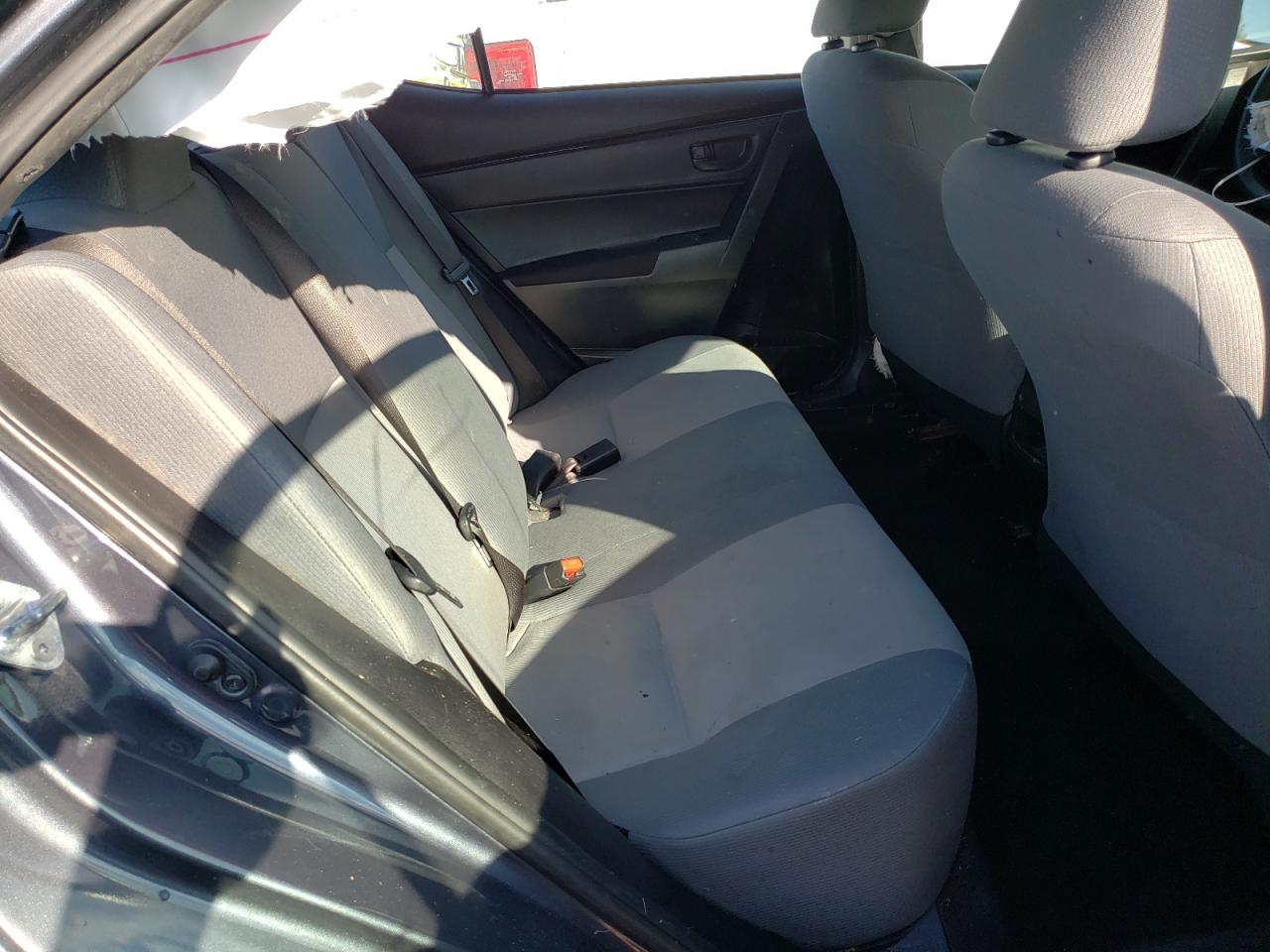 Photo 6 from auction – 2018 TOYOTA COROLLA L with VIN 5YFBURHEXJP852140
