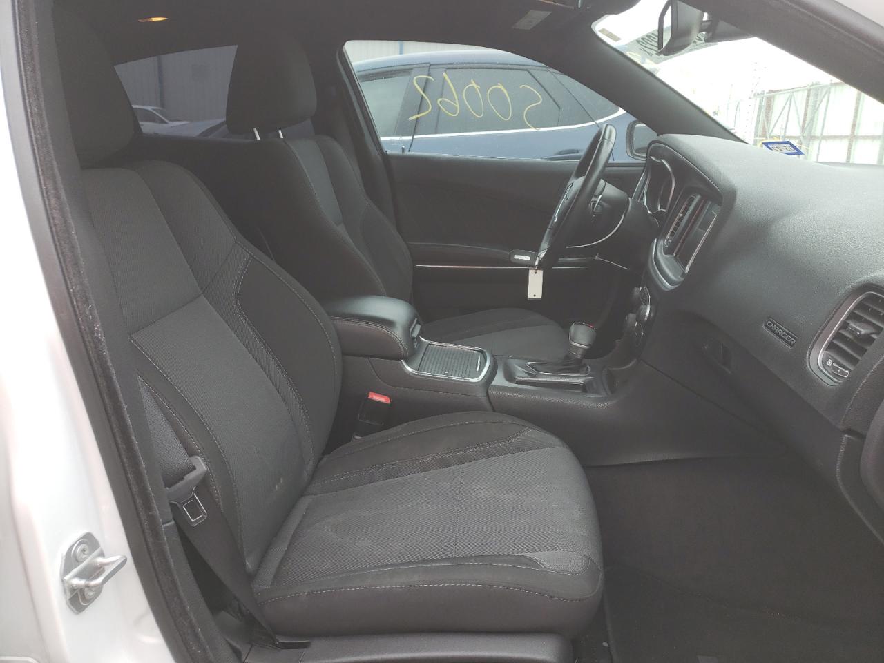 Photo 5 from auction – 2016 DODGE CHARGER SX with VIN 2C3CDXHG8GH259177