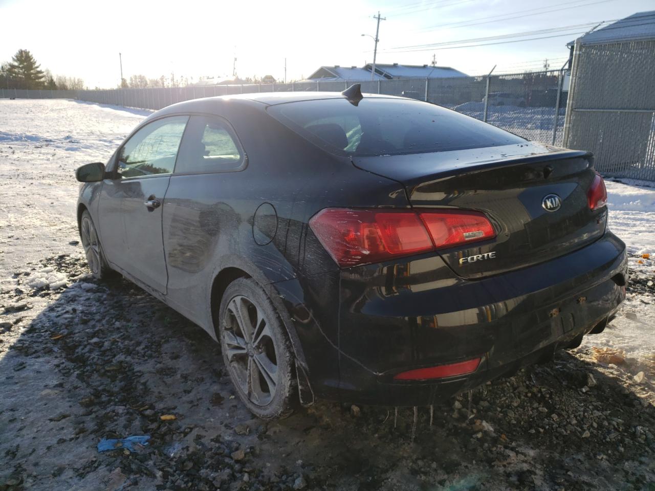 صورة رقم 3 من المزاد - 2015 KIA FORTE EX مع VIN KNAFX6A86F5305802
